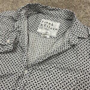 Frank & Eileen Black and White Button Down Shirt